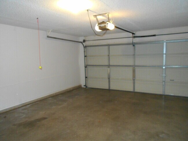 Building Photo - 3/2/2 Frenship ISD
