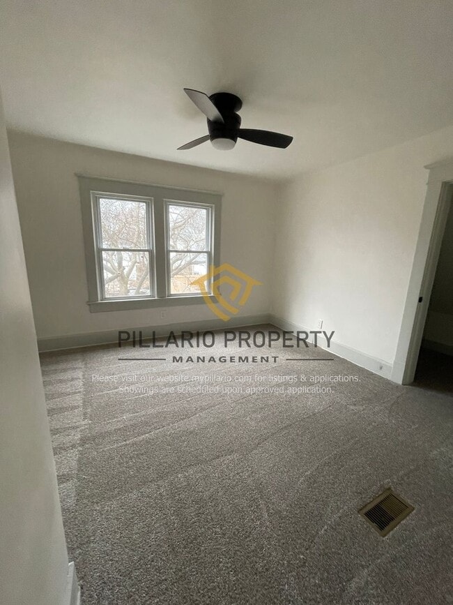 Building Photo - Renovated 3 Bedroom Home in Tuxedo Park, Available NOW!