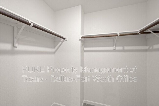 Building Photo - 241 Berthe Ct