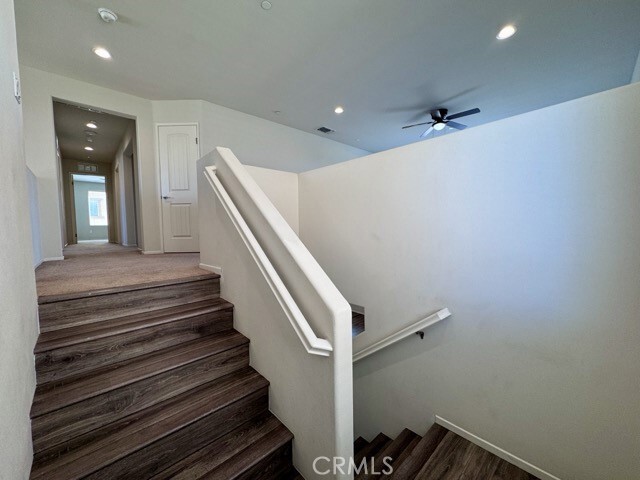 Building Photo - 1065 Regala St