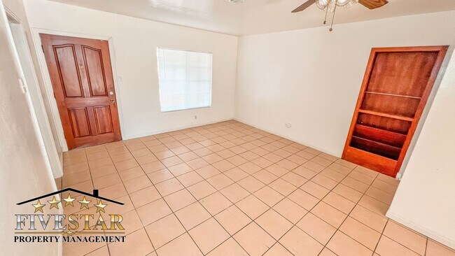 Building Photo - 3307 Culver St