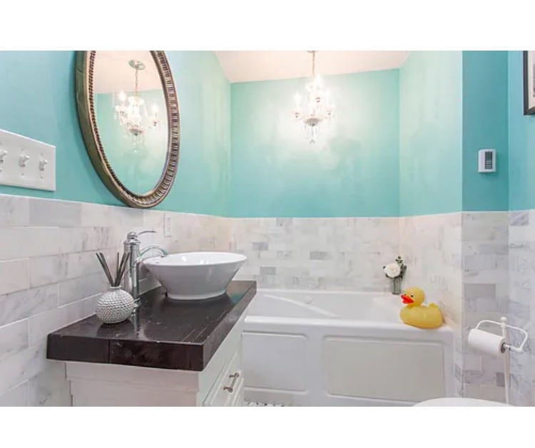 Building Photo - 823 S Hutchinson St