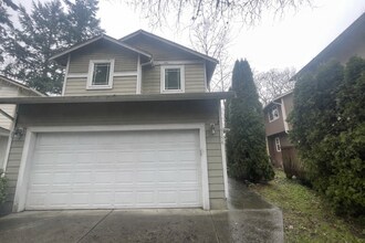 Building Photo - Fabulous 3 bedroom home