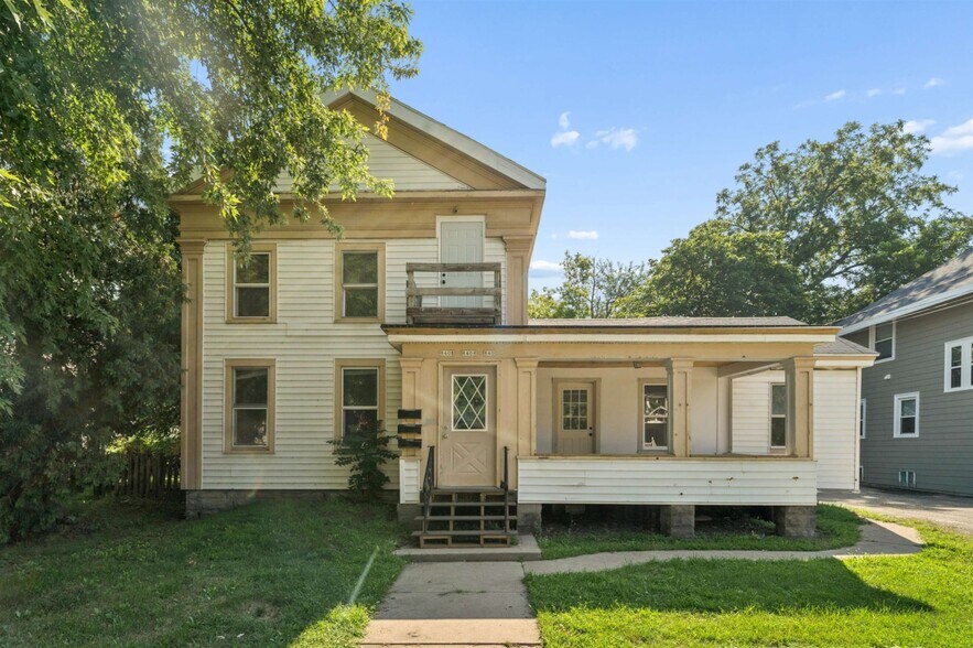 Building Photo - 840 Jackson St