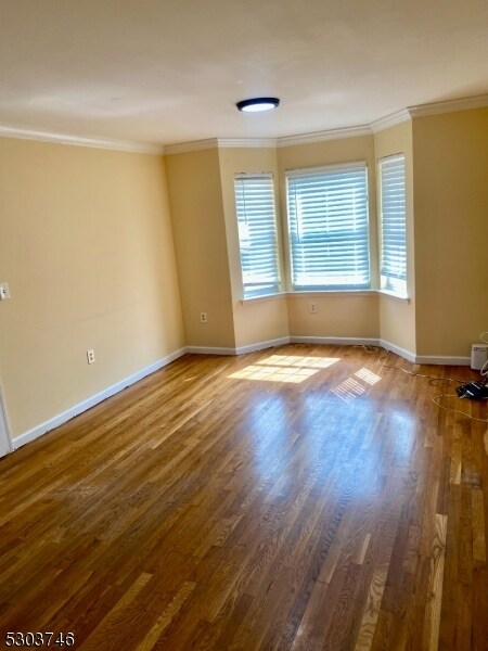 Building Photo - 633 Magnolia Ave