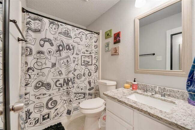 Building Photo - 4477 Sierra Dr
