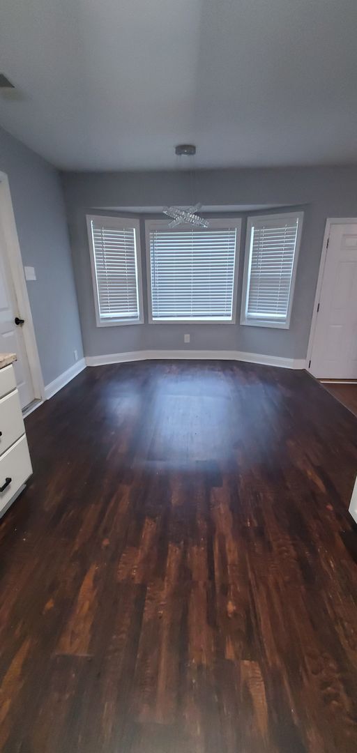 Building Photo - 1401 Carnsmore Dr