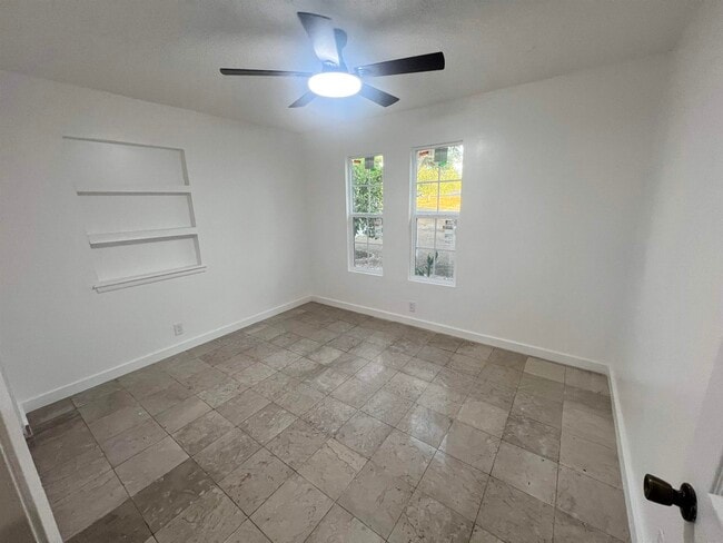 Building Photo - 312 Candlewood Rd