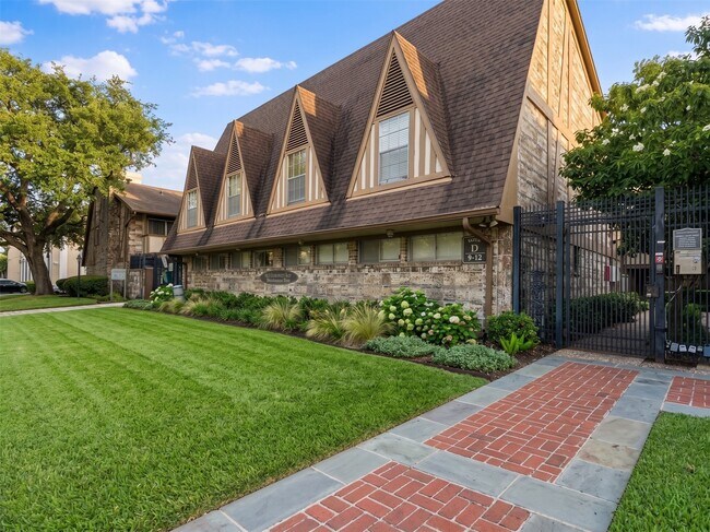 Building Photo - 2574 Marilee Ln