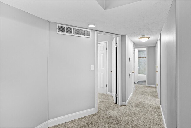 Building Photo - 2265 Grants Pkwy