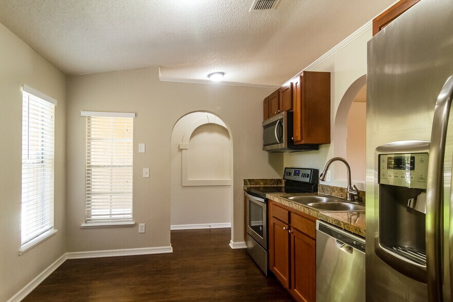 Building Photo - 14508 Lycastle Cir