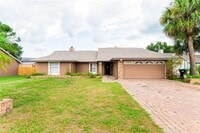 Building Photo - 2802 Danforth Dr