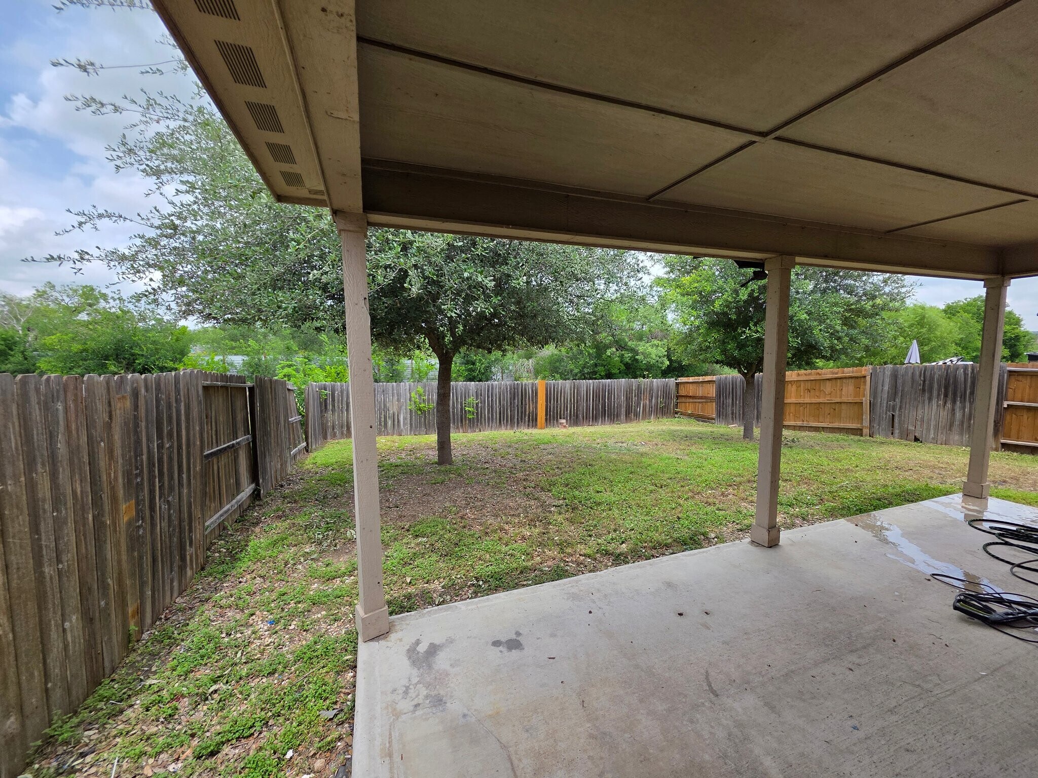 Building Photo - 6519 Luckey Square
