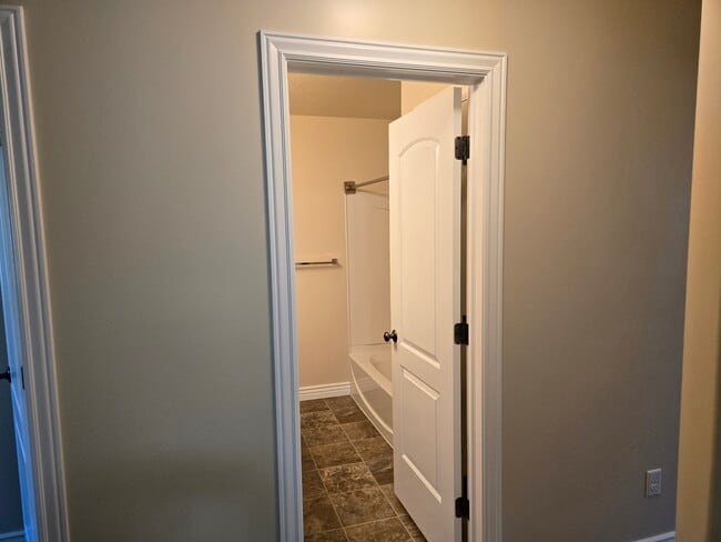 Building Photo - 3163 N Whitetail Dr