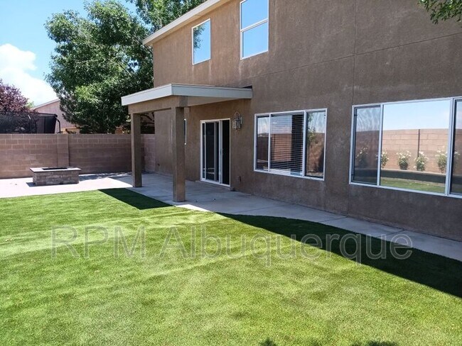 Building Photo - 6523 Avenida Madrid NW