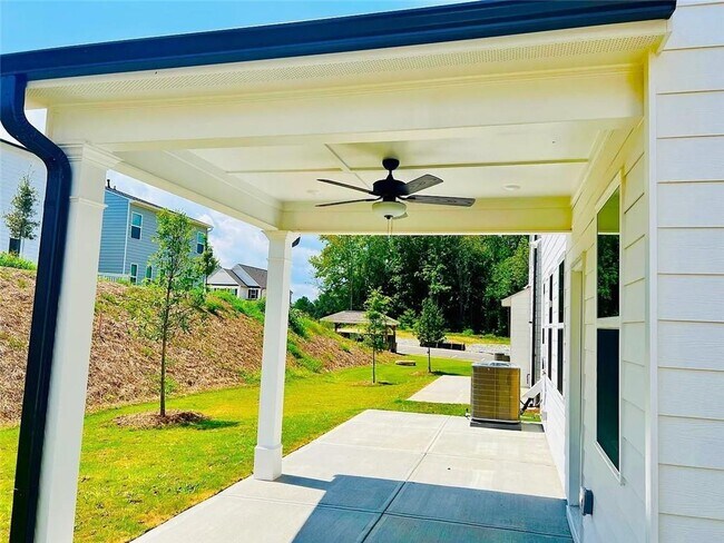 Building Photo - 34 Shelter Ln E