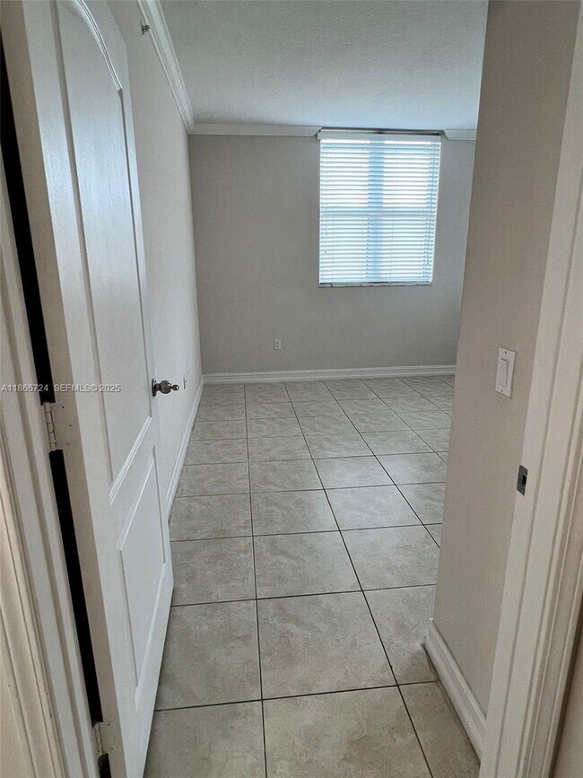 Building Photo - 117 NW 42nd Ave