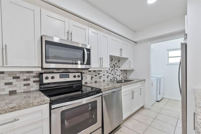 Building Photo - 8401 SW 107th Ave