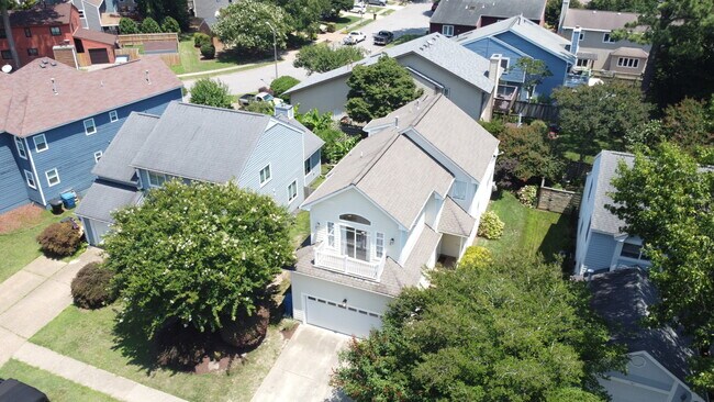 Building Photo - 1177 Treefern Dr