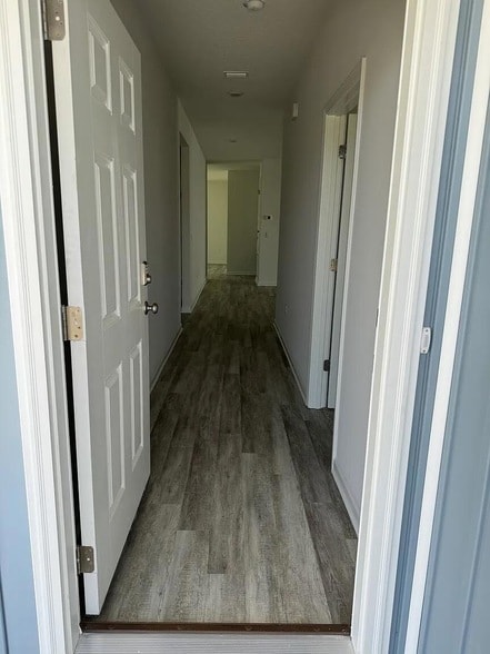 Building Photo - 94 Bluebeech St