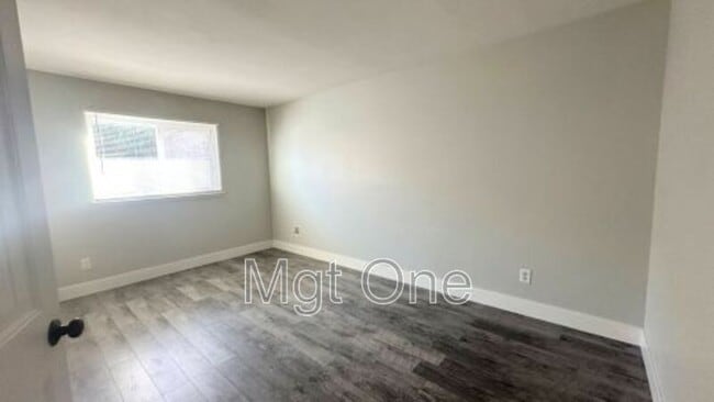 Building Photo - 25683 San Lupe Ave