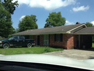 Primary Photo - 3 Bedroom/2 Bath single family home for le...