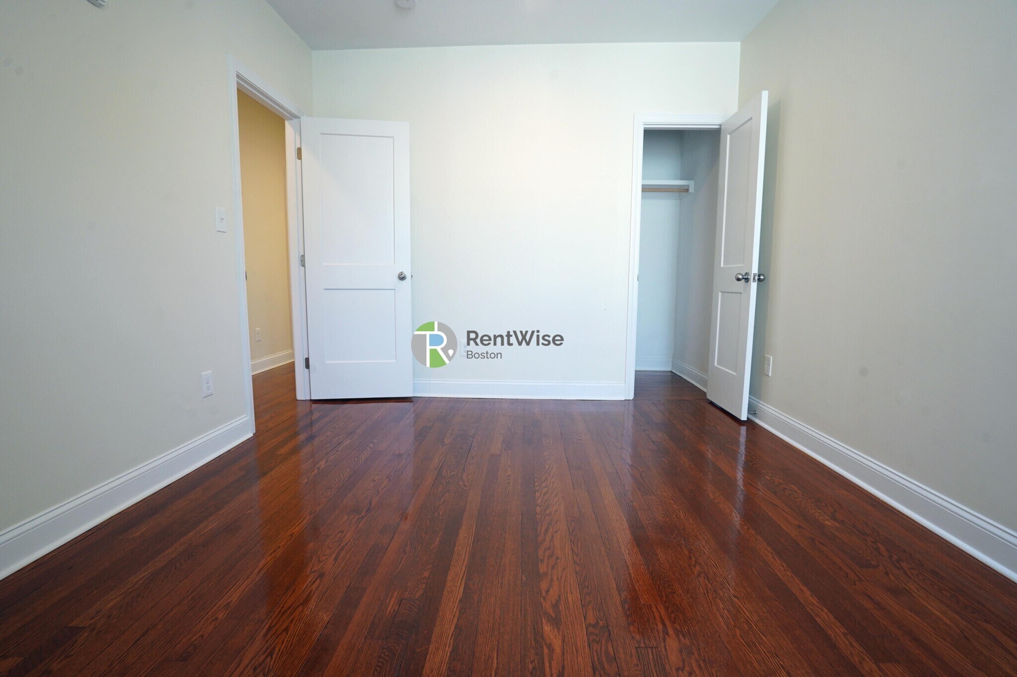Building Photo - 123 Sutherland Rd