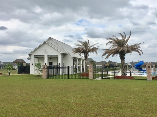 Building Photo - 14092 Wetherly Dr
