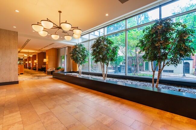 Building Photo - 226 W Rittenhouse Square