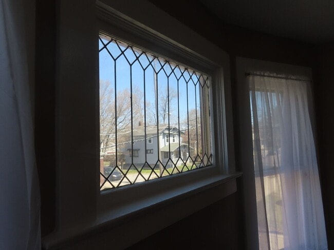 Building Photo - 1521 Taylor St