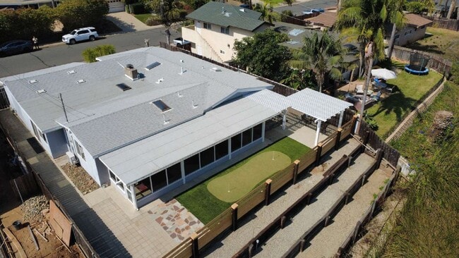 Building Photo - 5360 El Arbol Dr