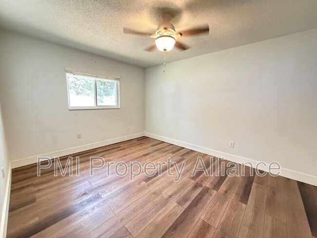 Building Photo - 2300 Elizabeth Ave