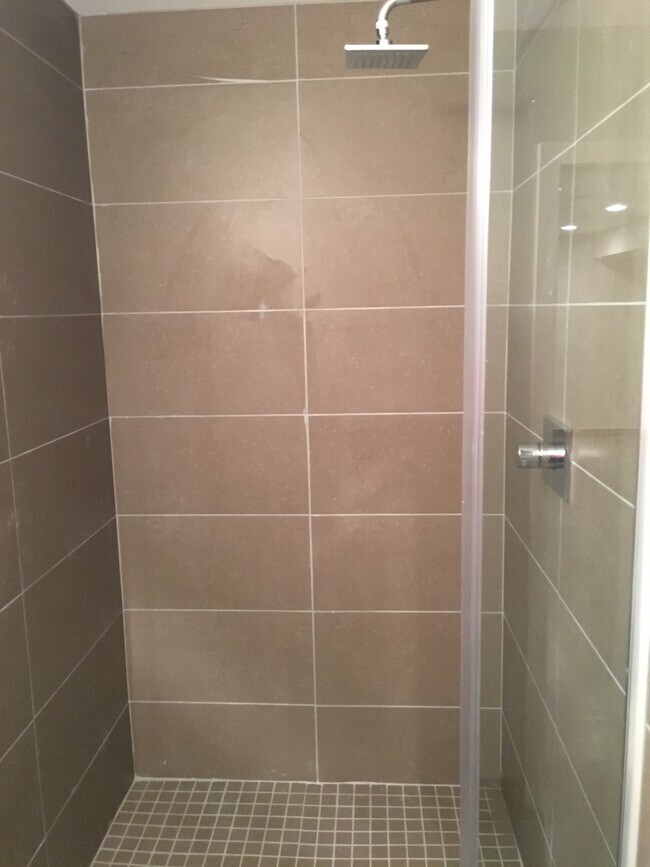 Building Photo - 1515 N Mascher St