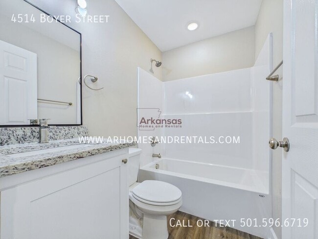 Building Photo - 4514 Boyer St