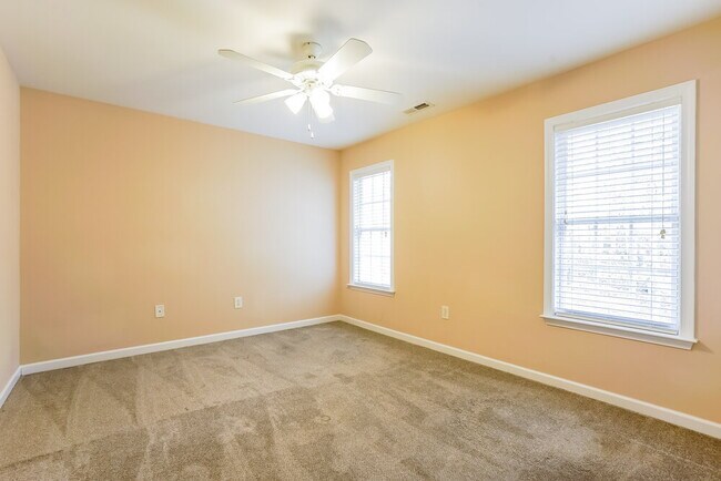 Building Photo - 3612 Willowtree Ln