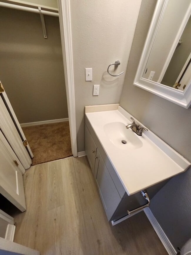 Building Photo - Pass Christian 3 bedroom