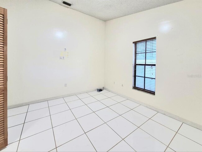 Building Photo - 3103 Cocos Rd