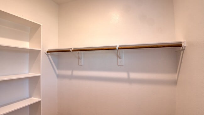 Building Photo - 4089 Cross Park Dr