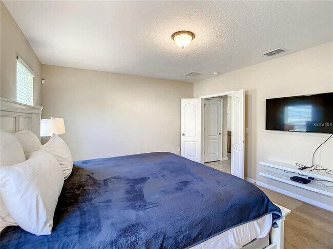 Building Photo - 9029 Paolos Pl