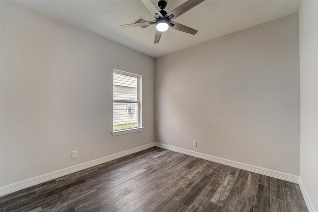 Building Photo - 315 Apache Field Ln