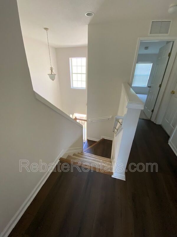 Building Photo - 11177 Castlemain Cir W