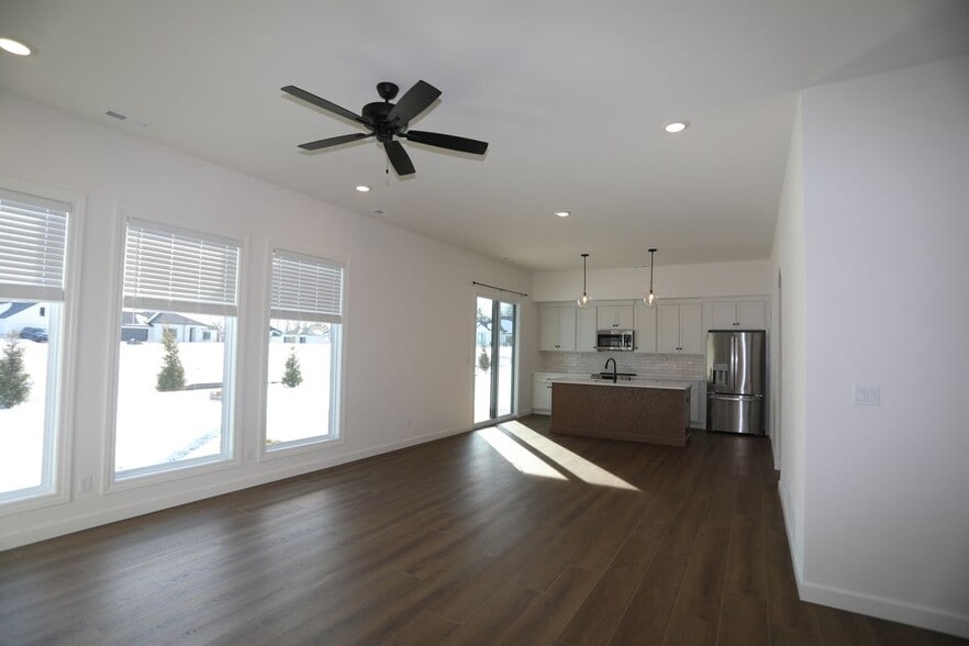 Building Photo - 4404 Kingston Heath Dr