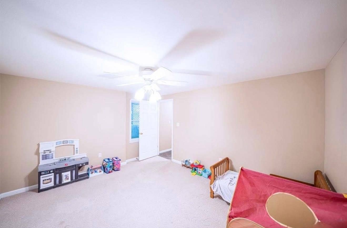 Building Photo - 120 Edgewood Rd