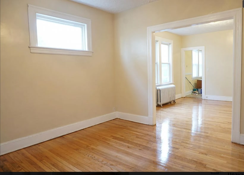 Building Photo - 53 Love Ln