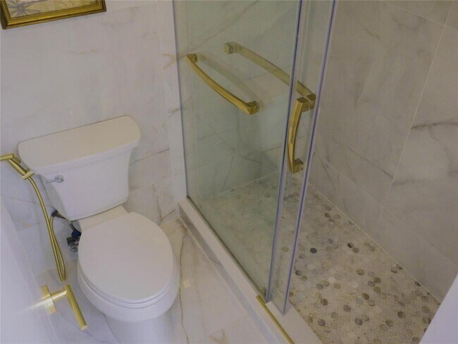 Building Photo - 2000 S Ocean Blvd