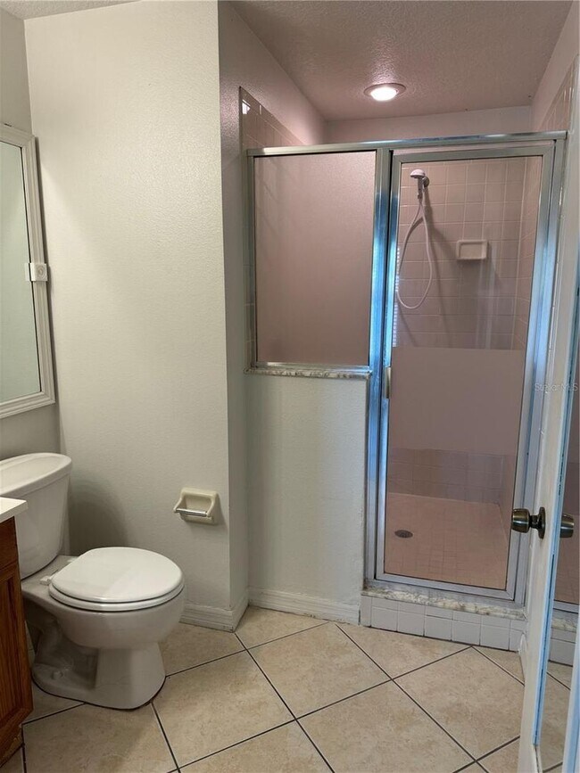 Building Photo - 2 Bedroom 2 Bathroom Condo in Gated Community of Cypress Lakes