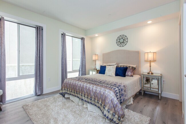 Building Photo - 1533-39 Parrish St