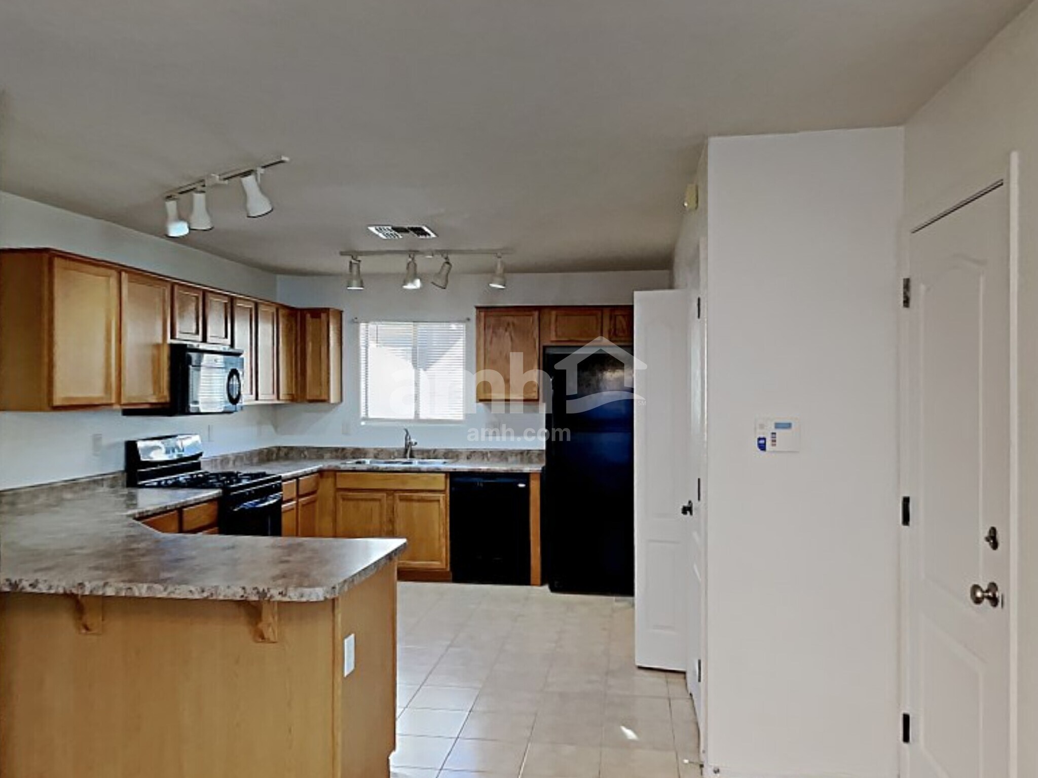 Building Photo - 7948 S Baja Stone Ave