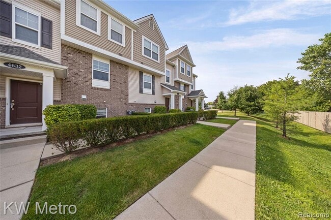 Building Photo - 4636 Bradley Cir