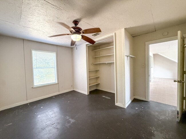 Building Photo - 1185 Koehler Rd